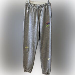 Nike Futura Essential French Terry Multi Logo Joggers. Unisex Sz M. EUC